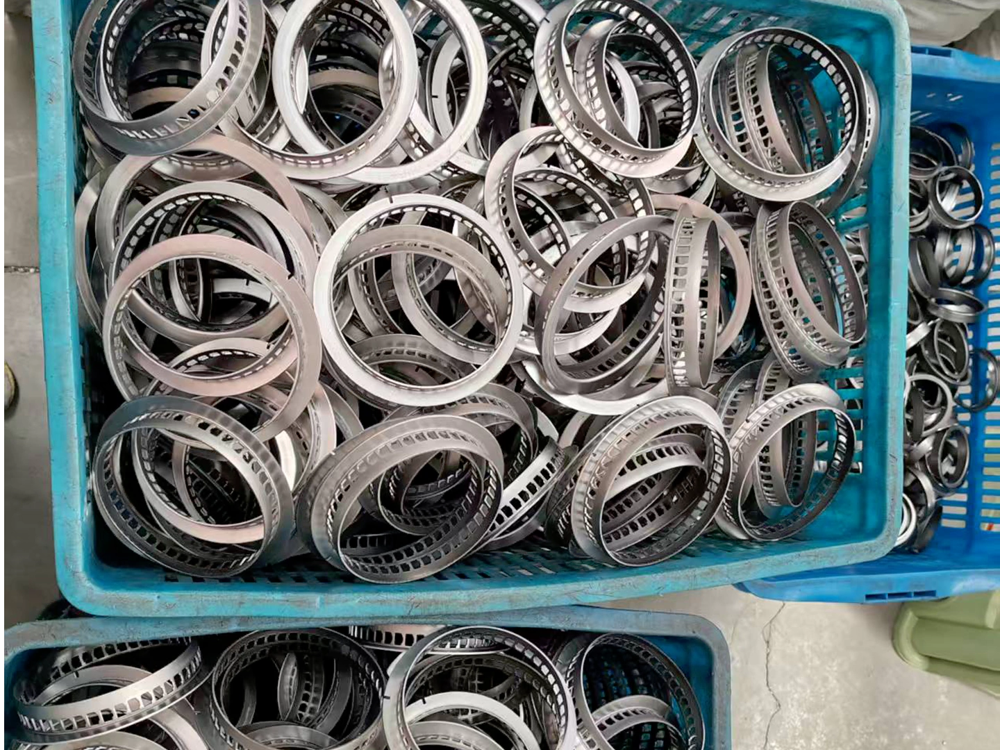 High-Volume Transmission Components Manufacturing